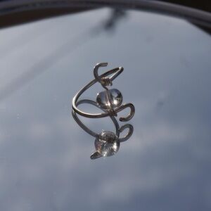 Wire and glass bead ring